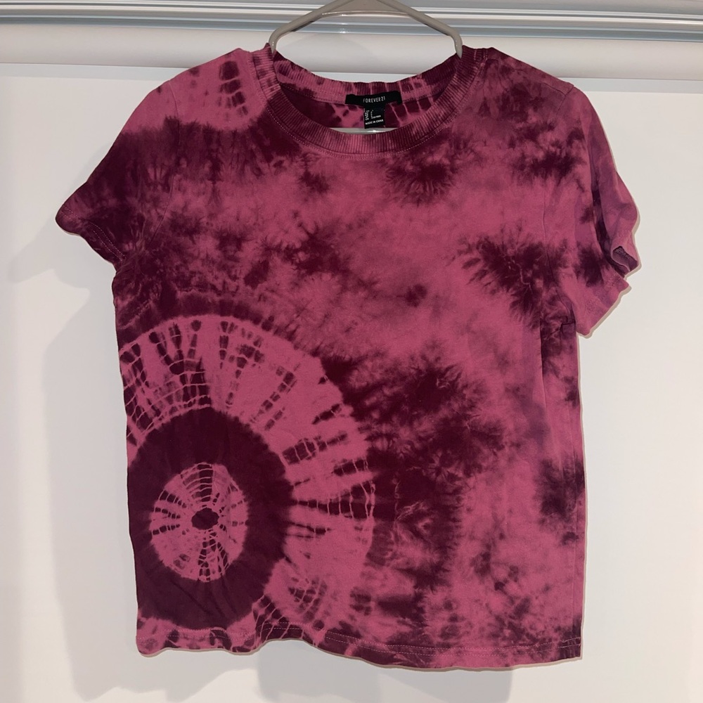 FOREVER 21 womens L cotton tee. Pink tye dye crop